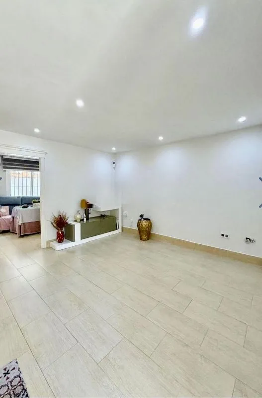 Séjour - Semi-detached House with Terrace in Utrera