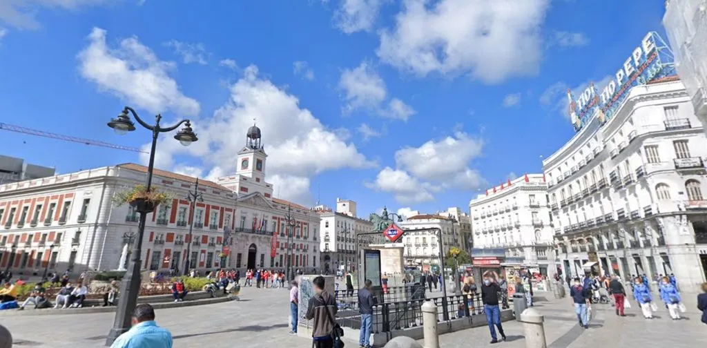 Luxury Apartment with Terrace in Madrid Centre