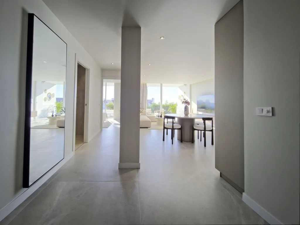 Esik - Luxury Apartment with Pool in Mijas, Andalusia