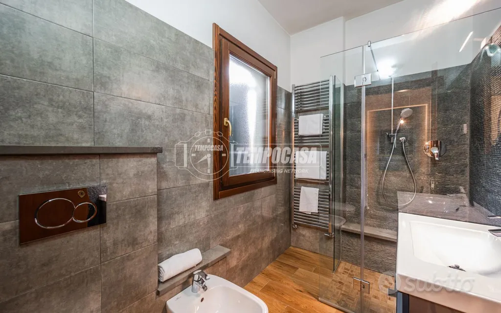 Salles de bain - Restored Villa with Garden in Minerbio