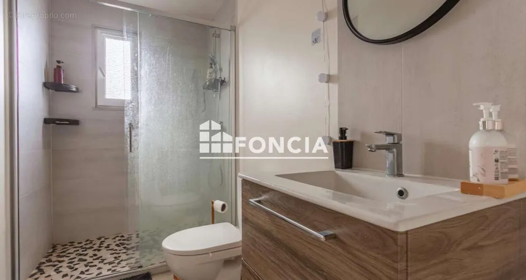Vannitoad - Two-Unit Property with Garden in Massy