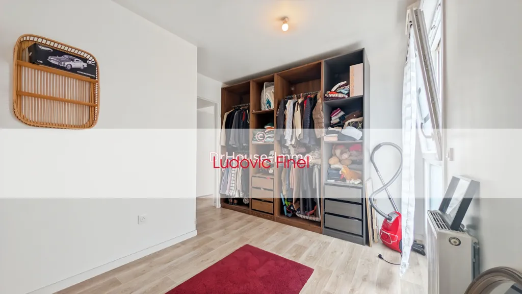 Stanze - Recent House with Double Garage in Colombelles