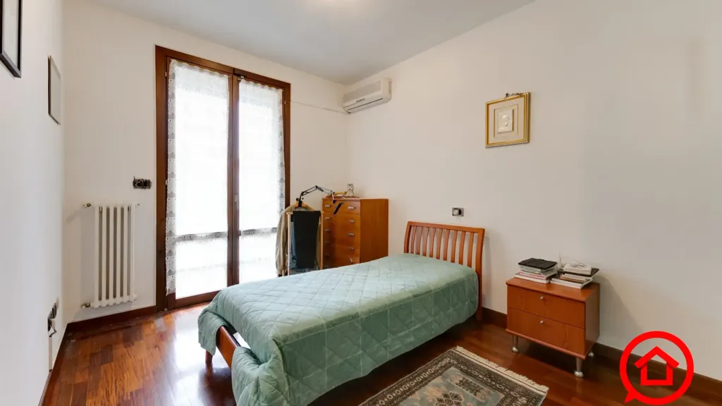 Chambres - Terraced Villa with Balcony in Cesena