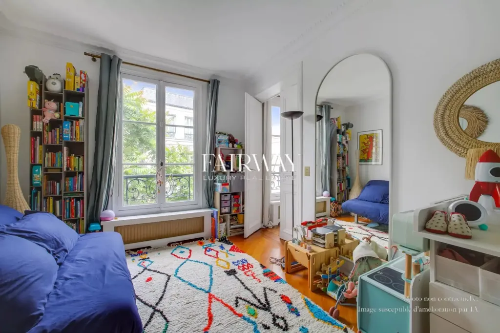 Magamistoad - Haussmannian Flat with Courtyard View in Paris 8e