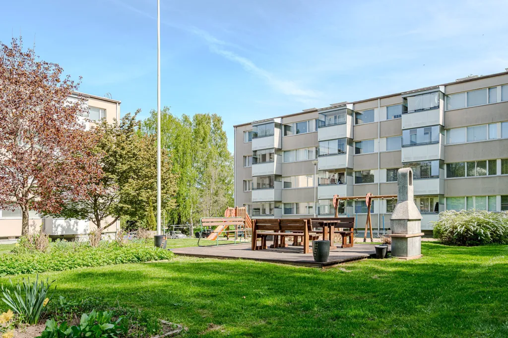Jardin - Modernised Flat with Balcony in Vähäntuvantie