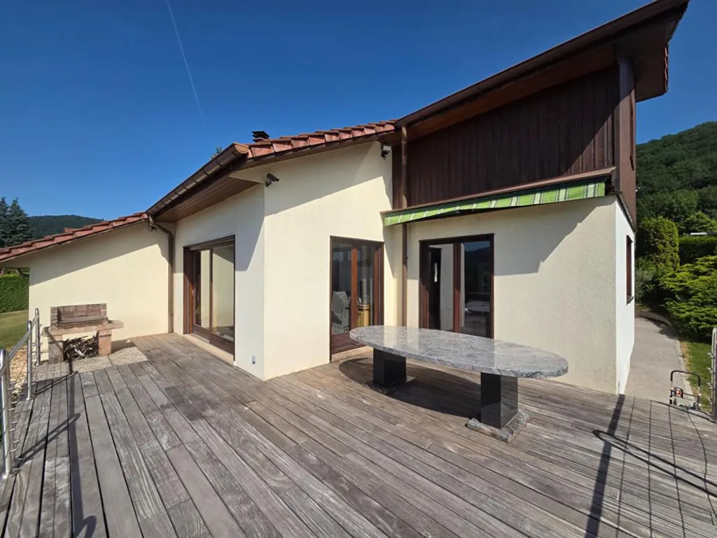 Terrasse - Maison d'Architecte avec Vue Panoramique à Saint-Nabord