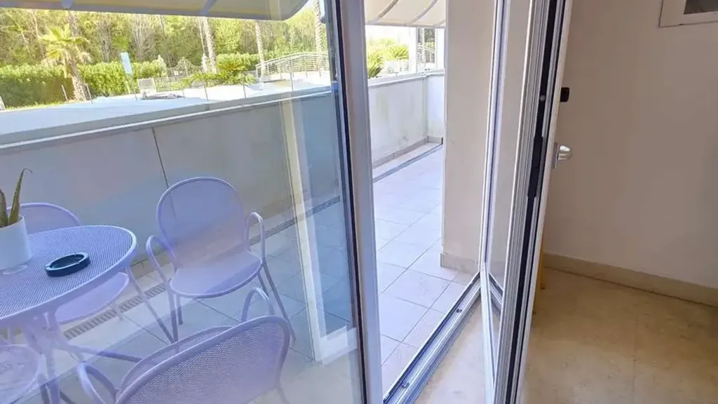 Terrass - Triplex with Pool View in Sirmione