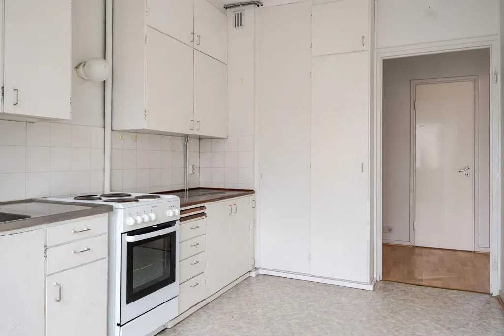 Cucina - City Centre Flat with Courtyard View in Turku