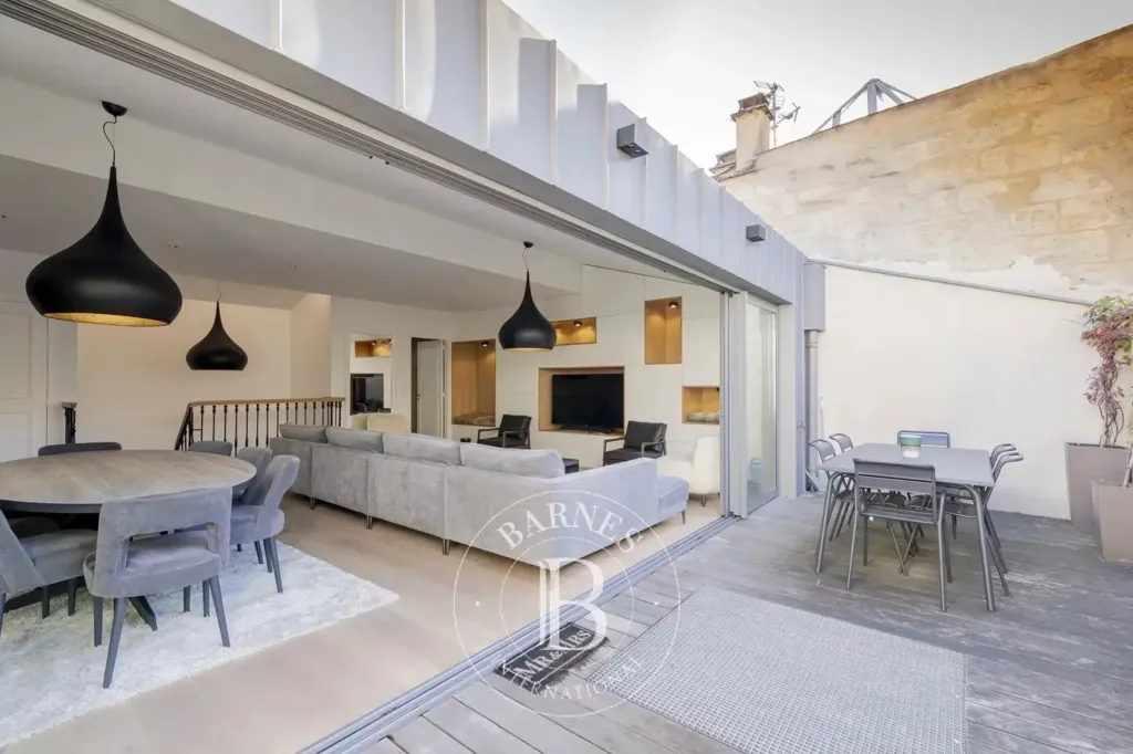 Terrazza - Luxury Duplex with Balcony in Bordeaux