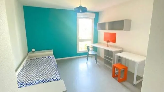Bedrooms - Student Residence Studio in Villejuif
