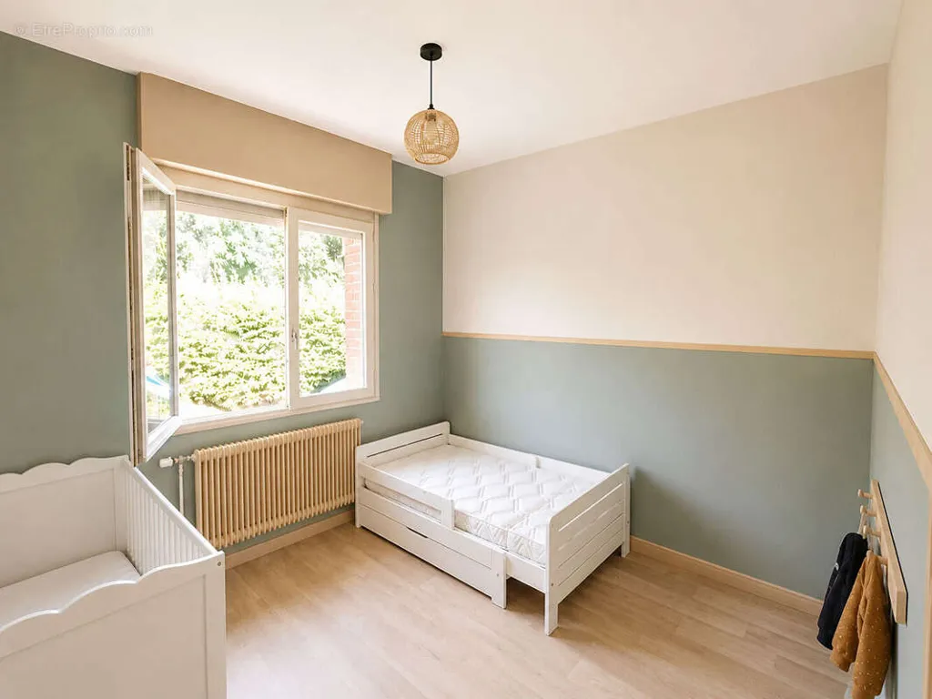 Magamistoad - Partially Renovated House with Garden in Béthune