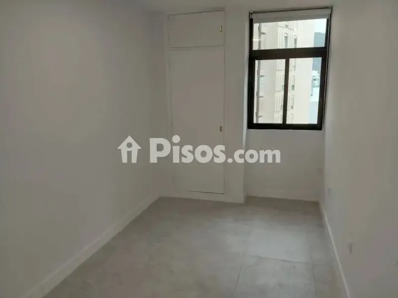 Toad - Fully Renovated Flat with Balcony in La Salle
