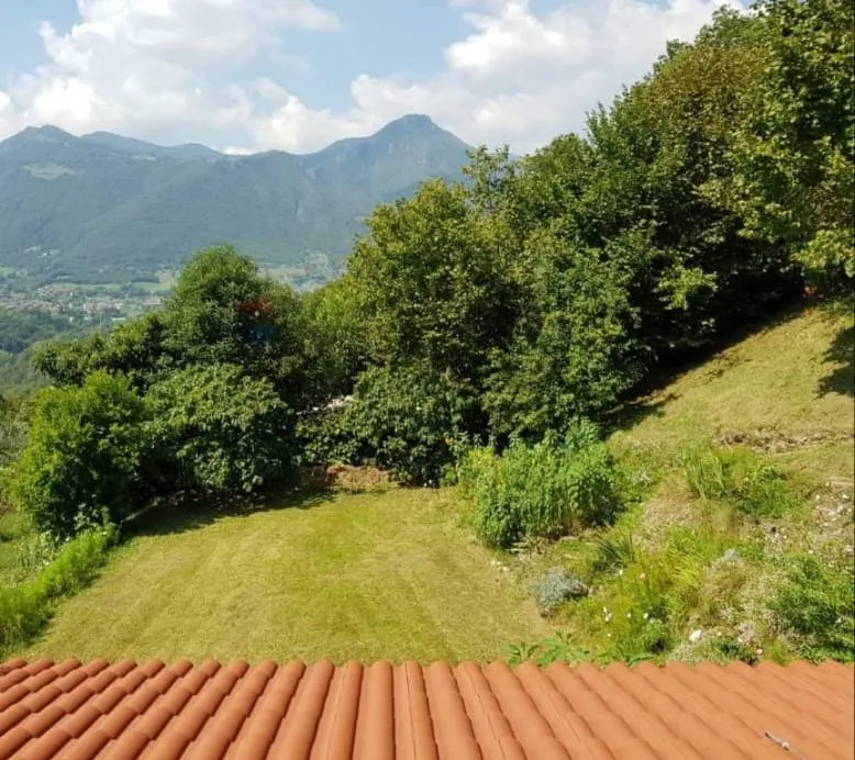 Jardin - Villa with Lake View near Lovere