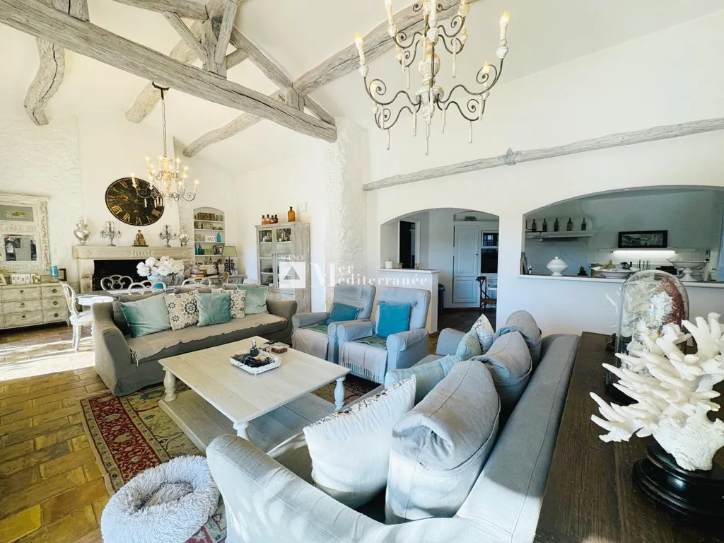 Elutuba - Provençal Villa with Vineyard View in Grimaud