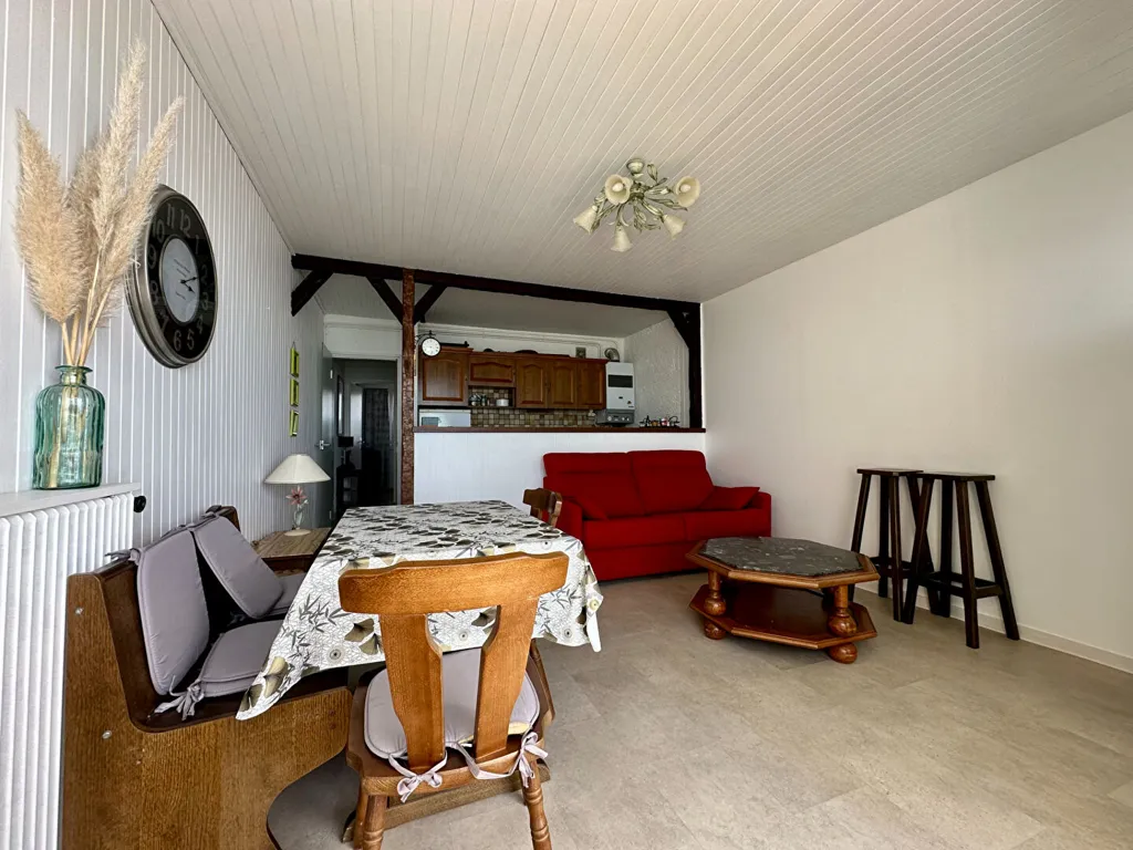 Séjour - Appartement Face Mer avec Balcon à Sion-sur-l'Océan