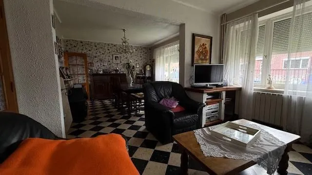 Séjour - Bien 3 chambres à Leernes