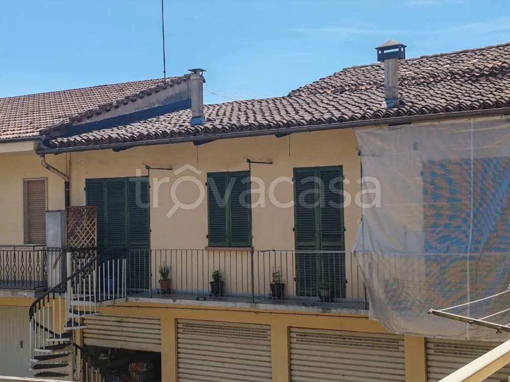 Esterno - Central Trilocale with Balcony in Caramagna Piemonte