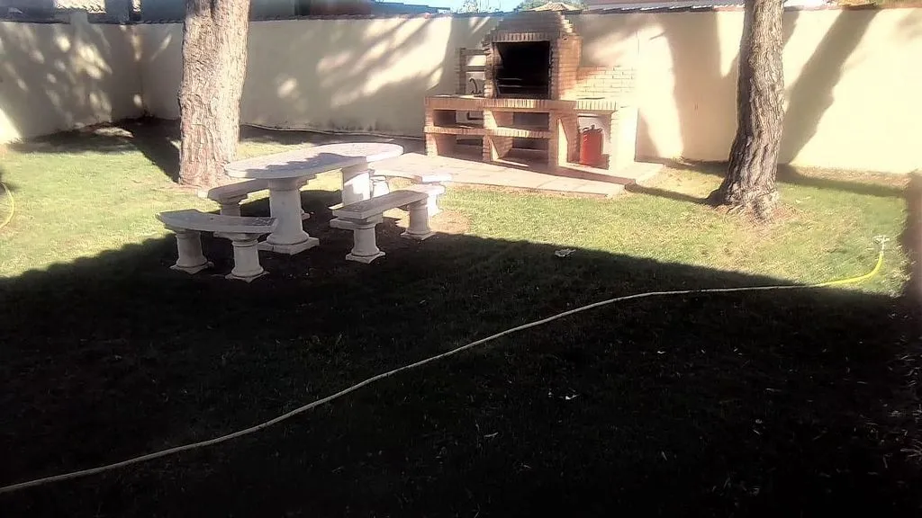 Jardin - Chalet with Pool and Terrace in Pelagatos