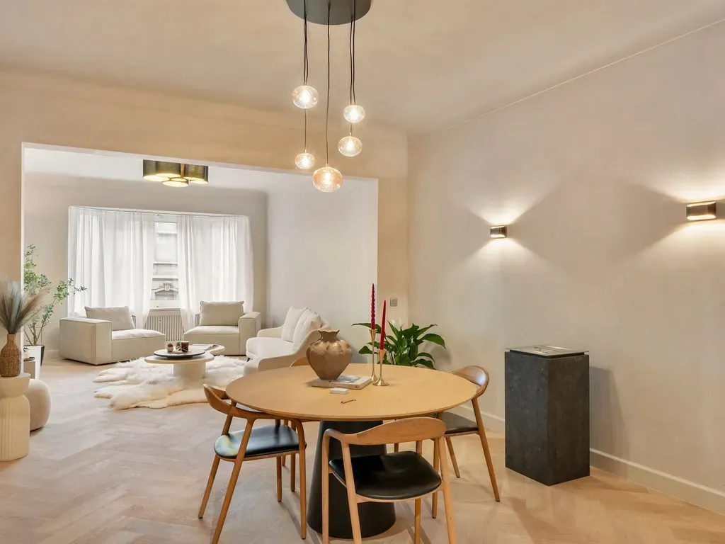 Salle à manger - Appartement Rénové avec Vue sur le Stadspark à Anvers