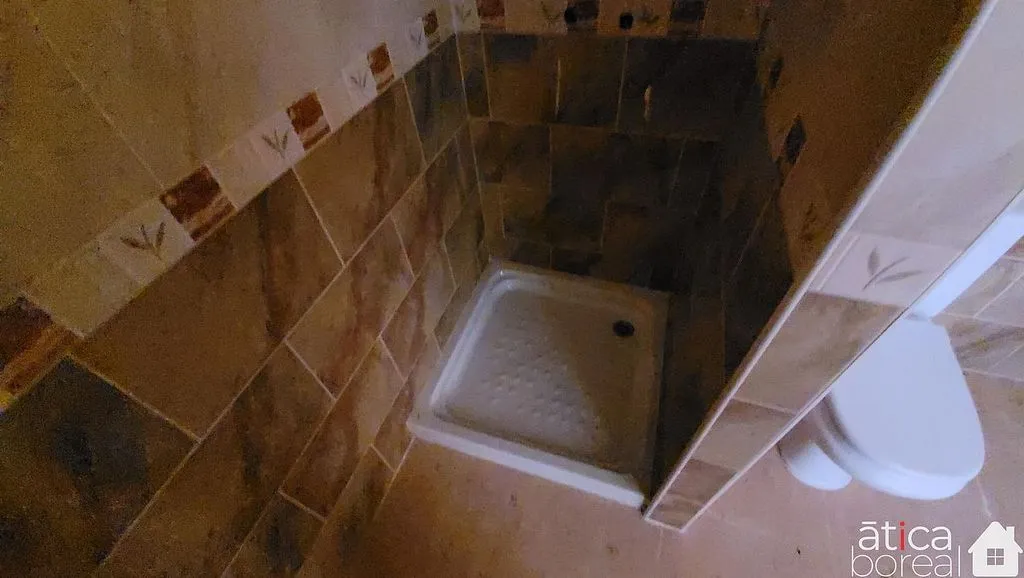 Bathrooms - Duplex for Renovation with Garden in Torreguil