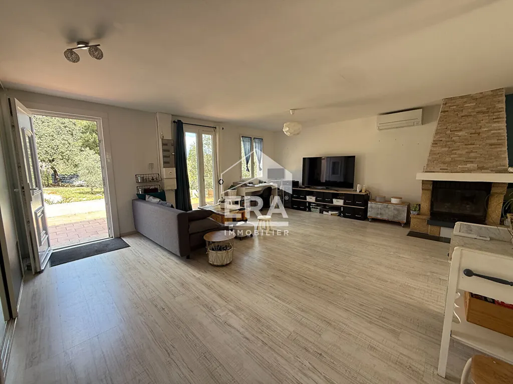 Soggiorno - Pebble-Floor House with Pool in Seillons-Source-d'Argens
