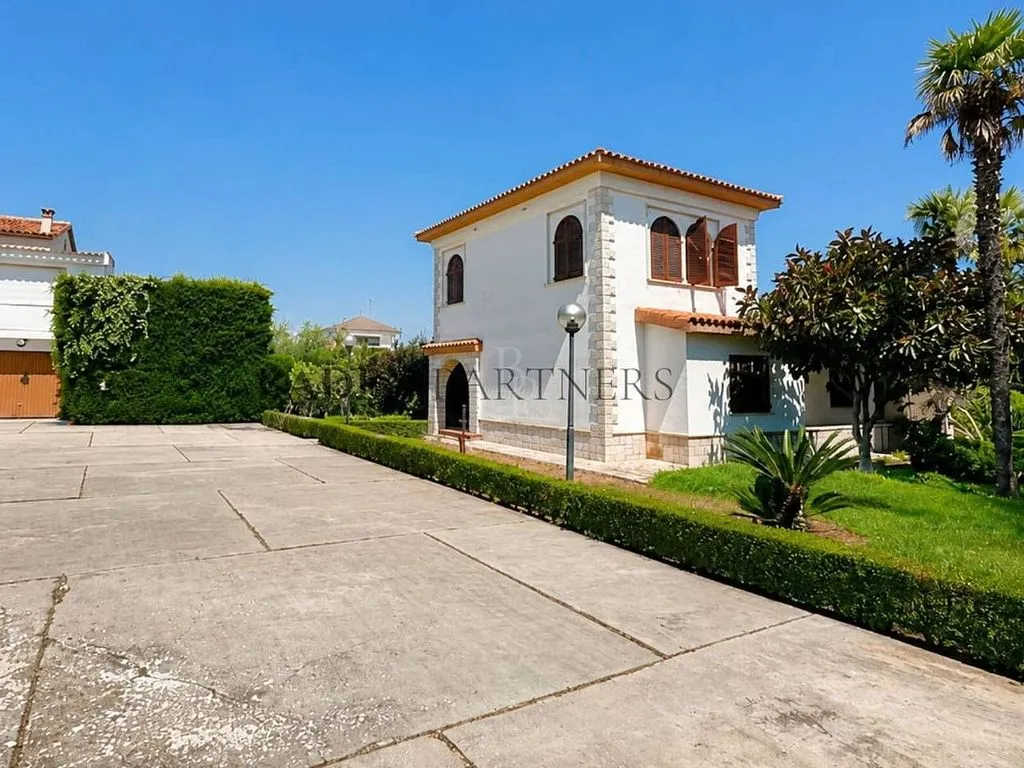Välivaade - Villa with Pool and Garden in Vinaròs