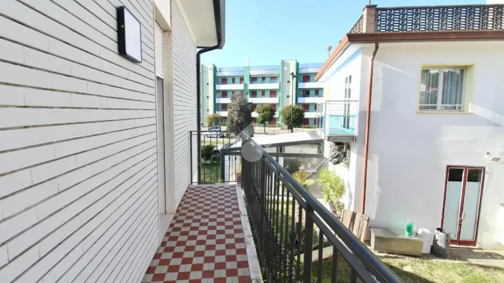 Balcon - Villa with Private Garden in Caorle