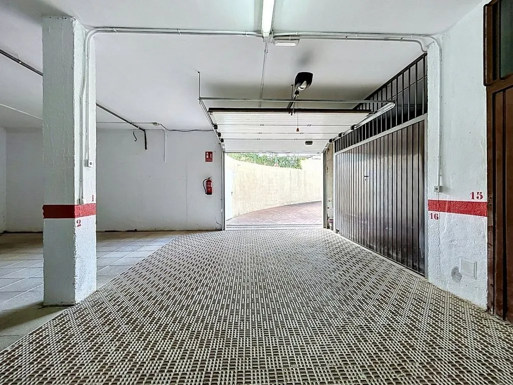 Garaaž - Apartment with Pool and Sea View in L'Albir