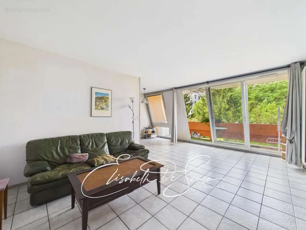 Séjour - Duplex avec Balcon à Alfortville