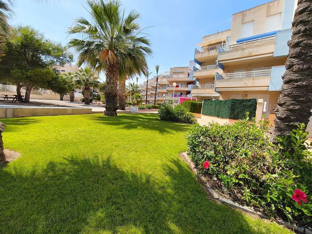 Seafront Apartment with Pool in Cabo Roig