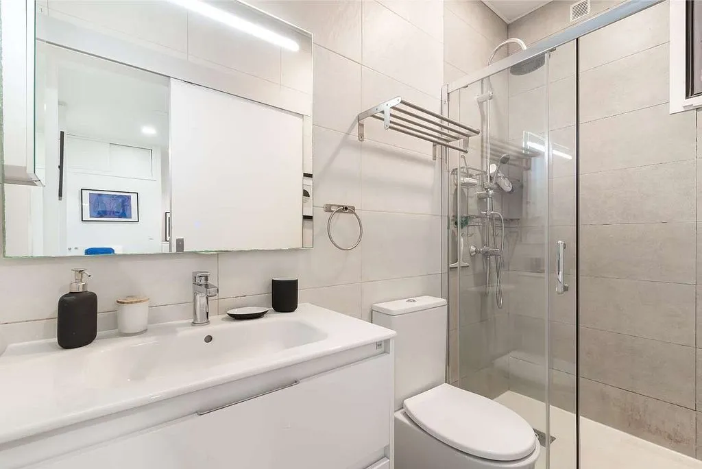 Salles de bain - Duplex Flat with A/C in Opañel
