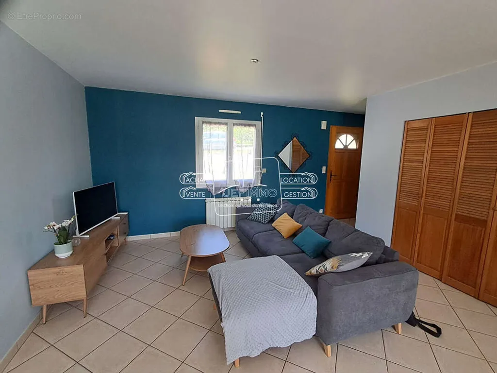 Elutuba - Charming Bungalow with Garden near Village