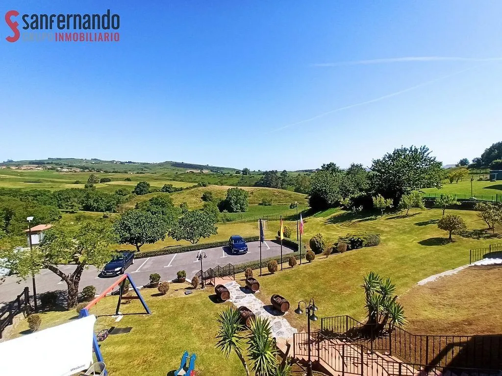 Jardin - 1-Bedroom Apartment with Terrace in Queveda