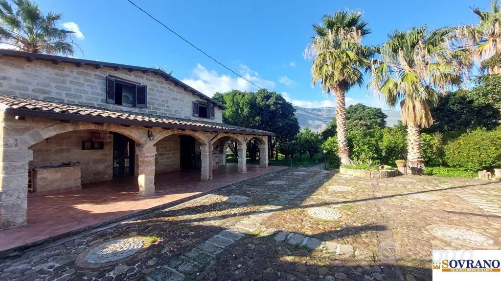 Aed - Rustic Stone Villa in Carini