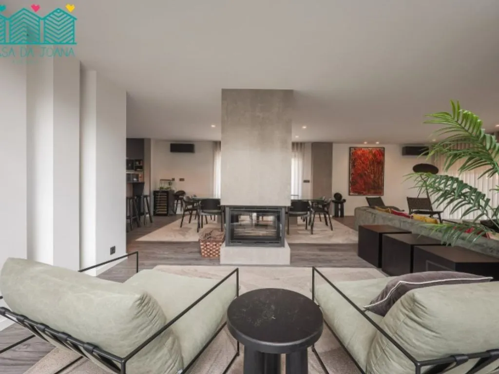 Living Room - Luxury Villa with Pool in Azurva, Aveiro