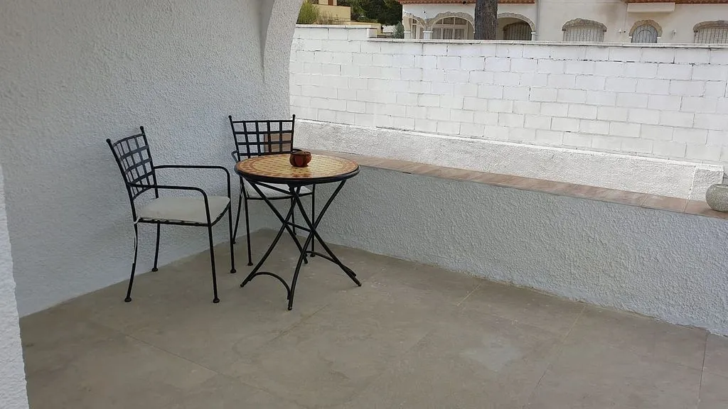 Terrasse - Modernised House with Terrace in Casalot