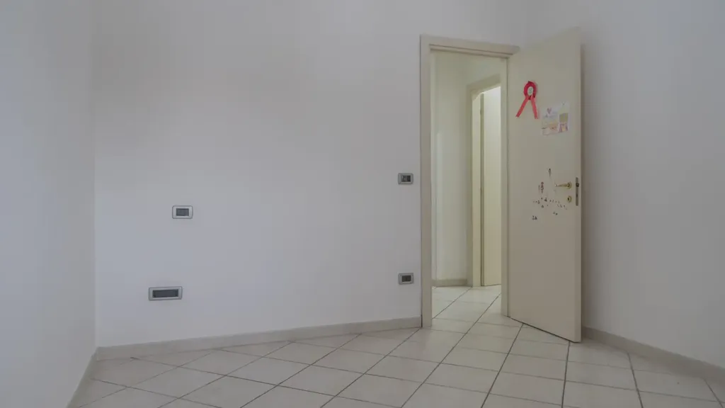 hallway_entrance