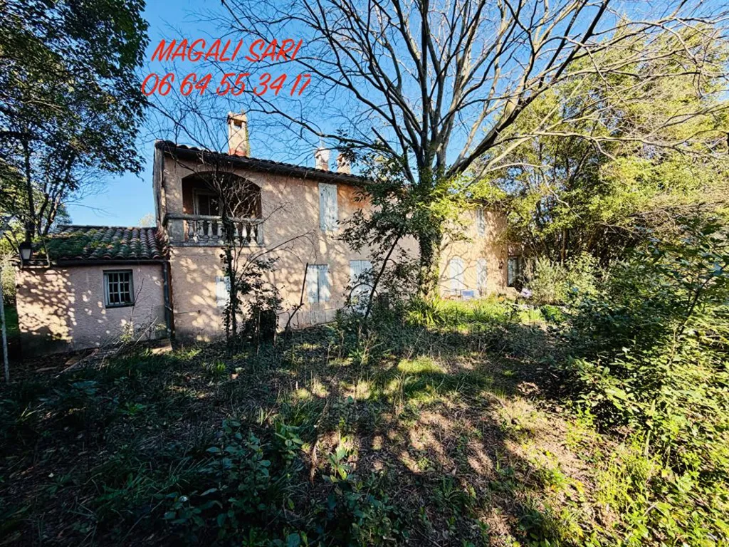 Extérieur - Maison à Rénover avec Terrain Constructible à Alès