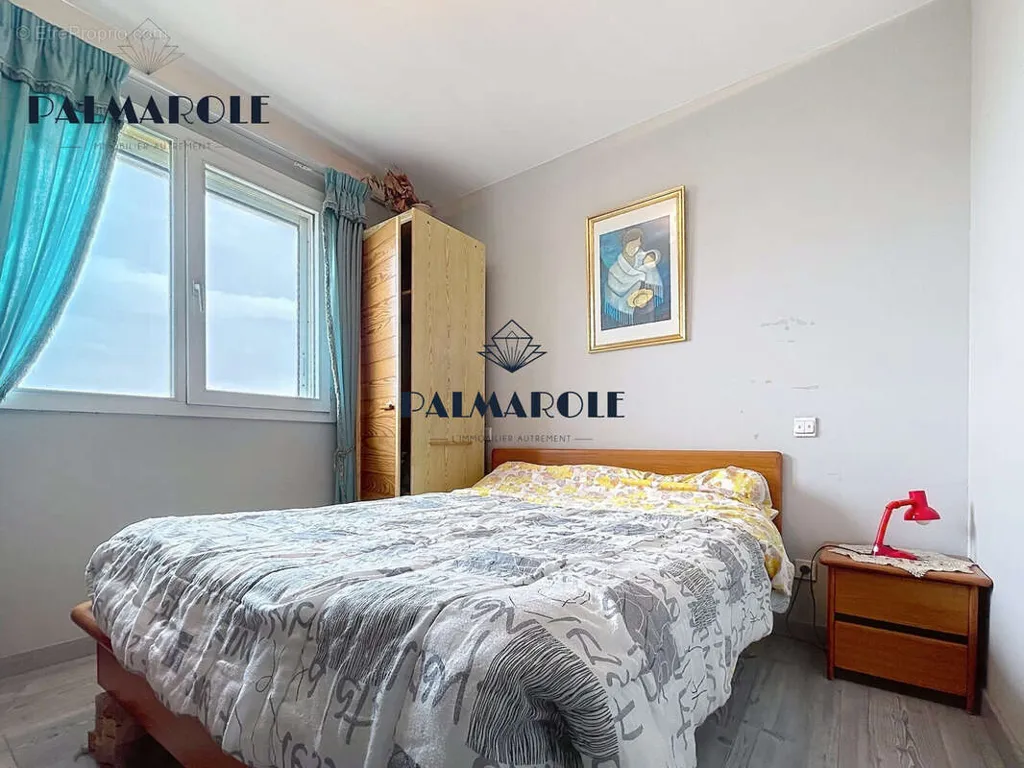 Chambres - Appartement Traversant avec Terrasse à Perpignan