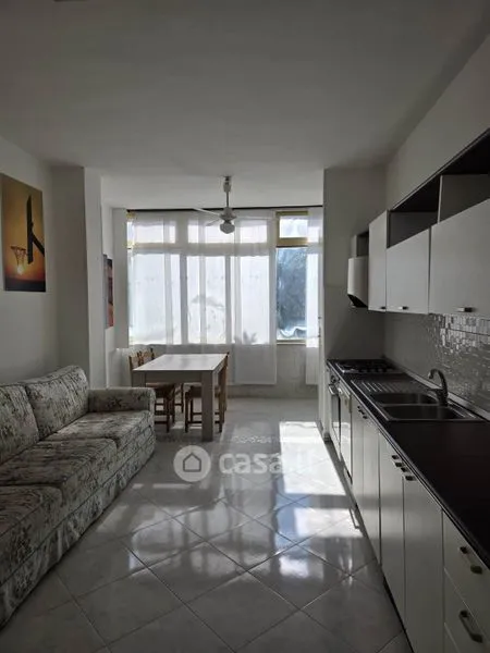 Cuisine - Fully Furnished Flat in City Centre, Caserta