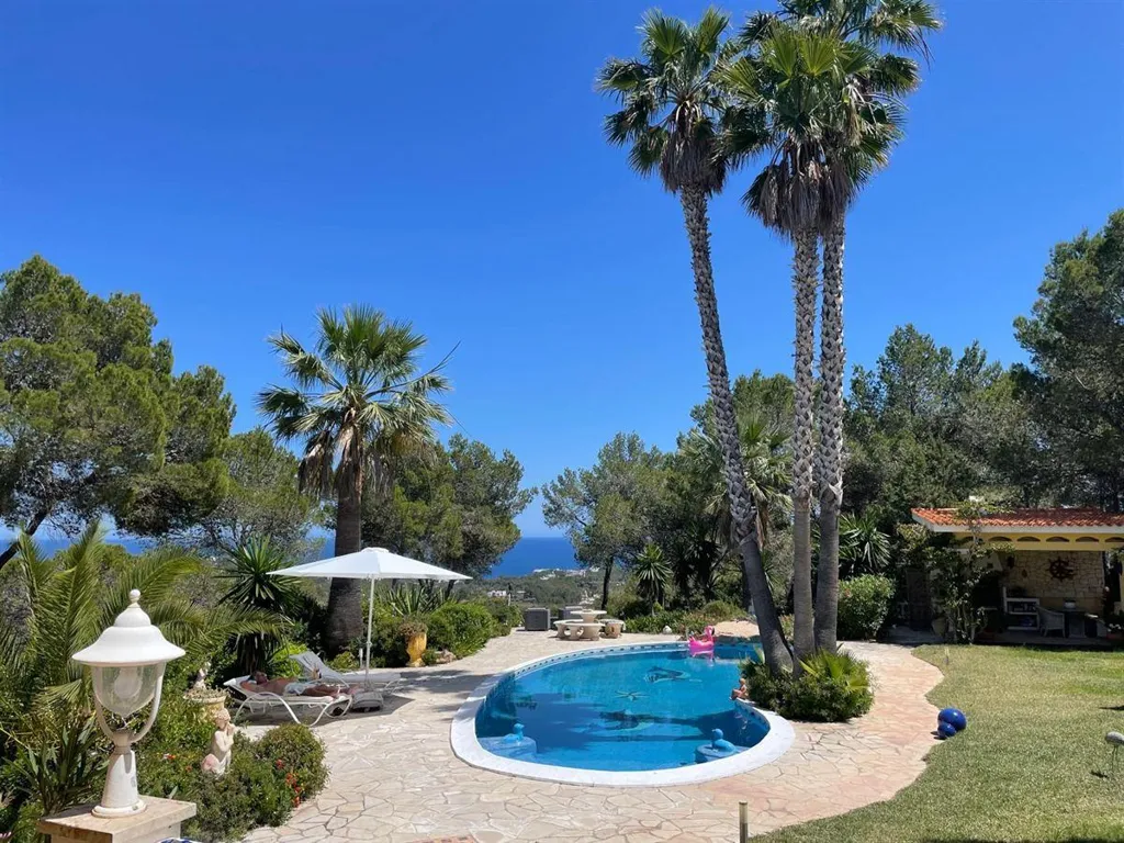 Piscine - Andalusian Villa with Sea View in Santa Eulalia