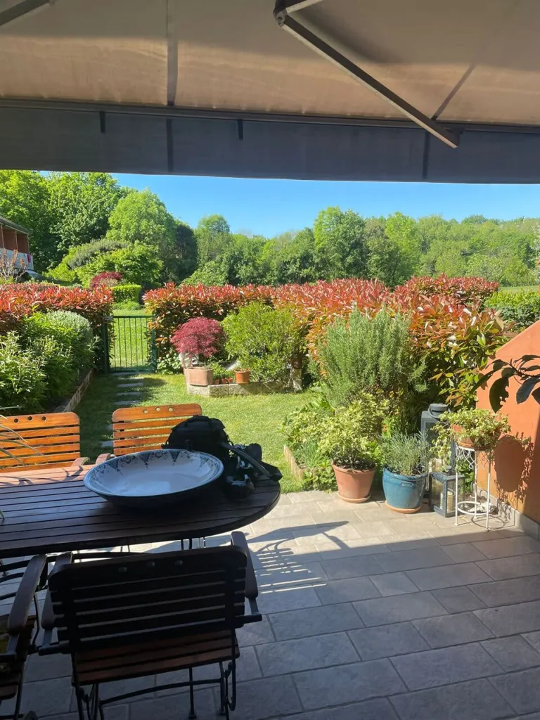 Terrazza - Semi-detached Villa with Private Garden in San Fermo
