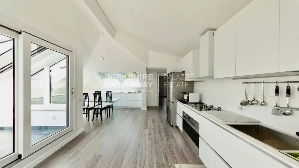 Cuisine - Luxury Apartment with Lake View in Como