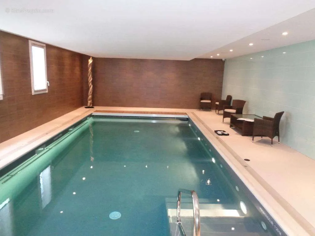 Piscina - Senior Residence Investment in Landerneau