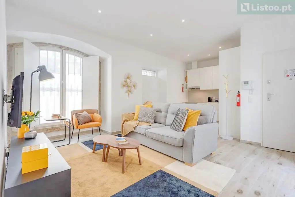 Elutuba - T2 Flat with Terrace in Lisbon