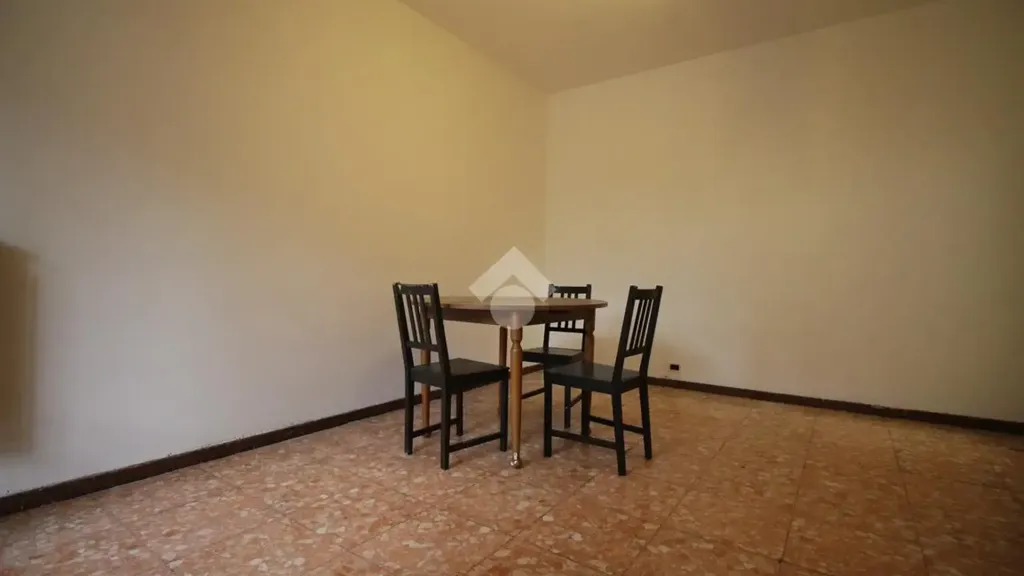Söögituba - Bright Flat with Balcony in Prato