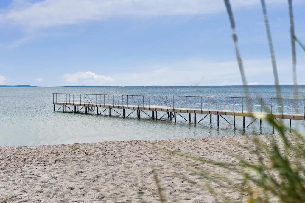 Aed - Modern Villa with Water View in Faxe