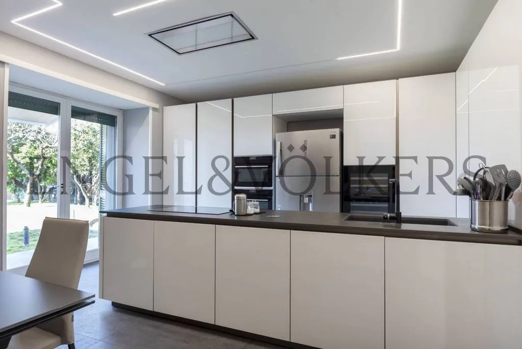Cucina - Luxury Villa with Sea View in Posillipo, Naples