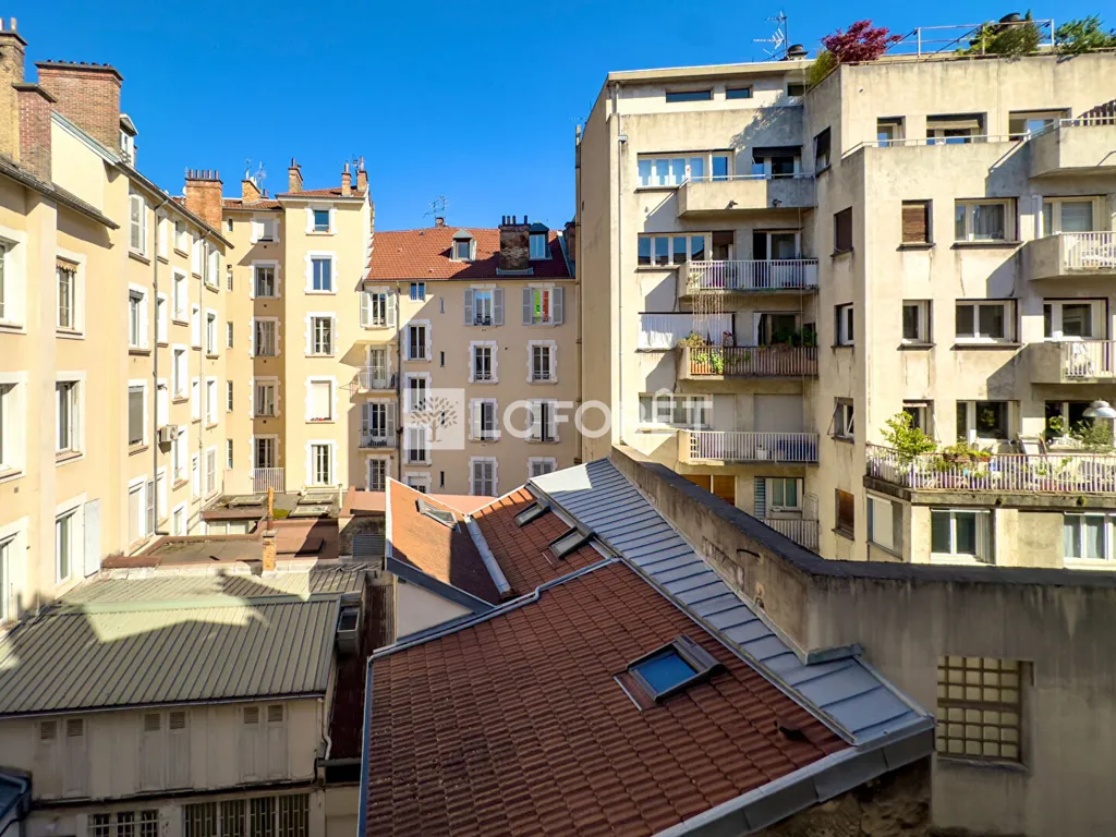 Rõdu - 2-Bedroom Flat in Grenoble Centre