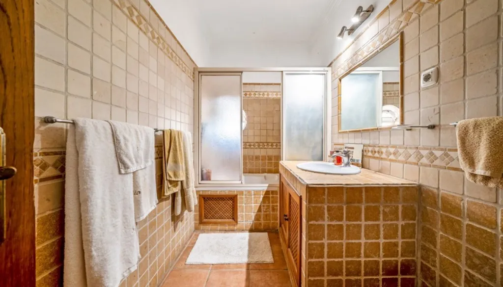 Salles de bain - Duplex Apartment with Sea View in Loulé